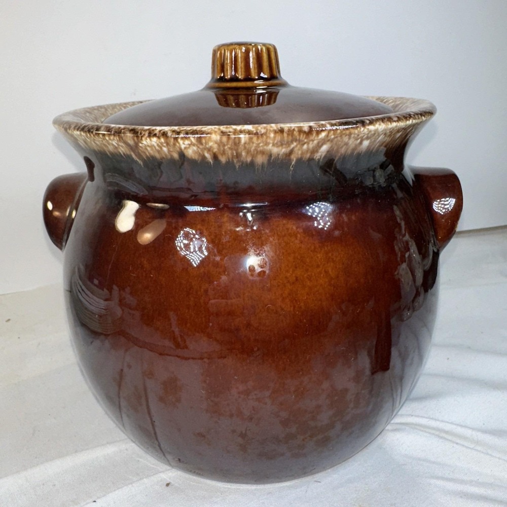 Vtg Hull Pottery Brown Drip Bean Pot w/ Lid 7" tall USA Very Good Condition